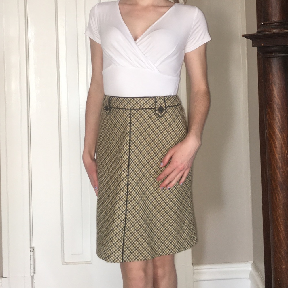 ✨ Vintage Ann Taylor Studio Wool Houndstooth Skirt